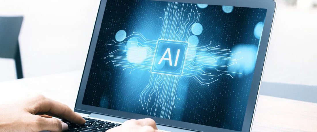 Laptop mit KI Chip Symbol künstliche Intelligenz Datenanalyse DSGVO Online Handel