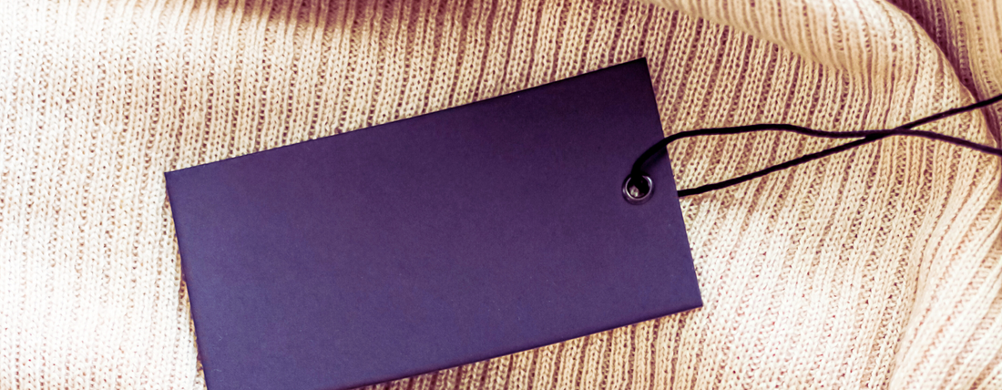 PAngV-Symbol: Preisschild "Abmahnschutz", Fokus Grundpreis und 30-Tage-Regel.