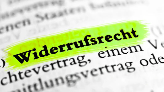 Widerrufsrecht für Online-Shopper: auf Papier hervorgehoben durch grünen Textmarker-Strich